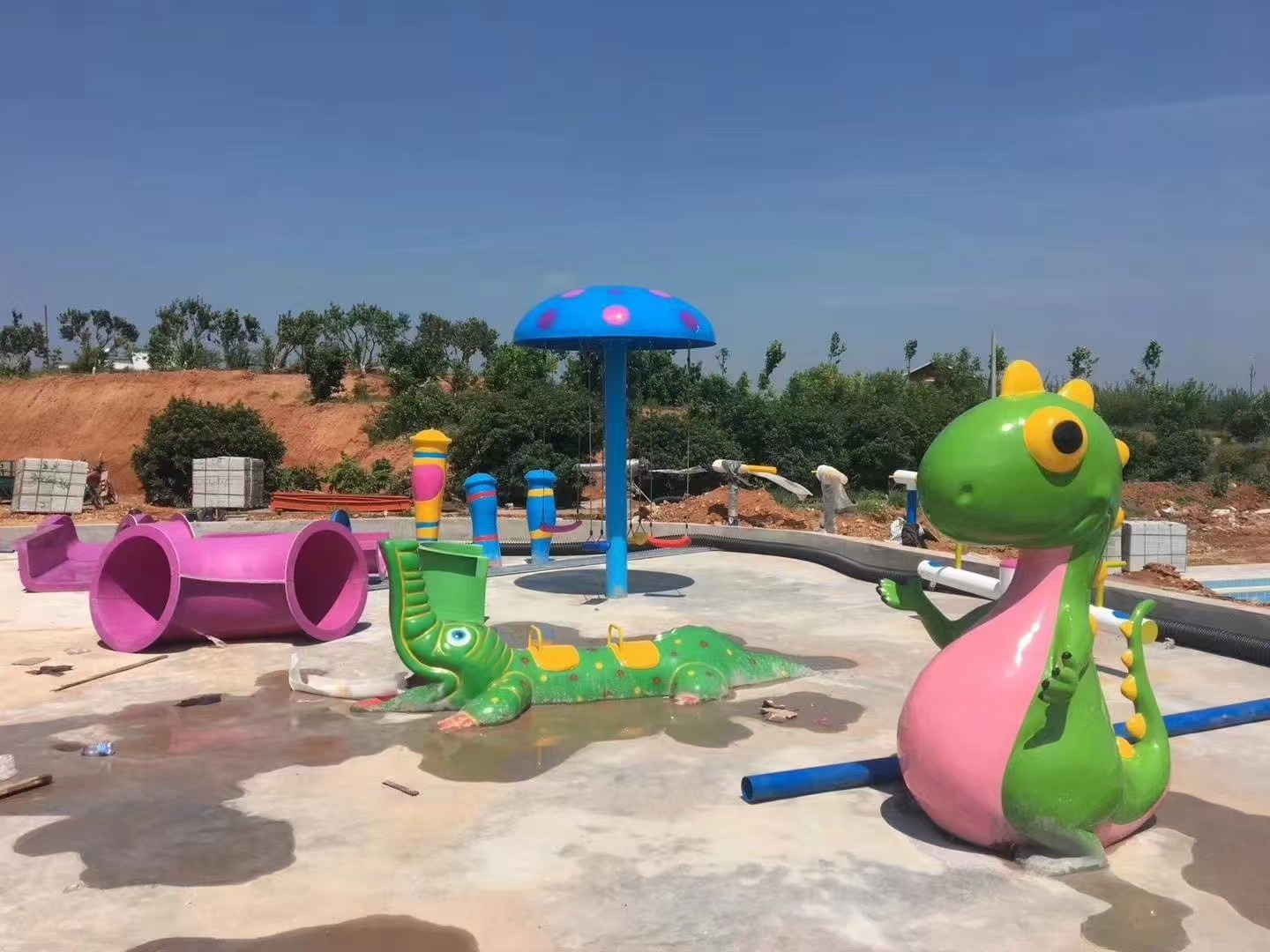 水上卡通戏水小品